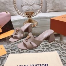 Louis Vuitton Slippers